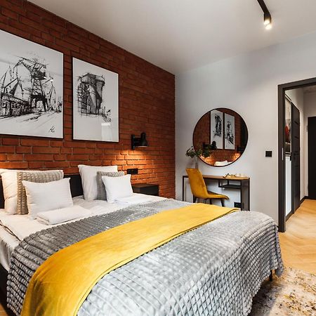 Mlode Miasto Doki Apartments By Happystay غدانسك المظهر الخارجي الصورة